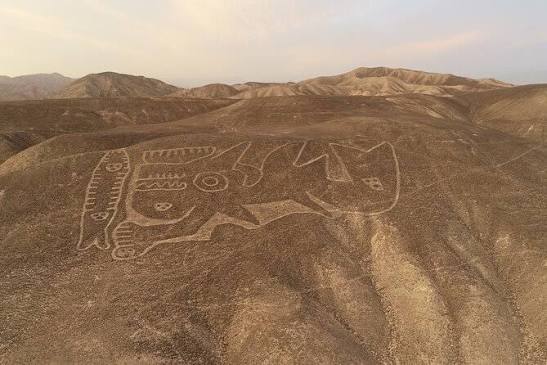 Nazca desde la moto
