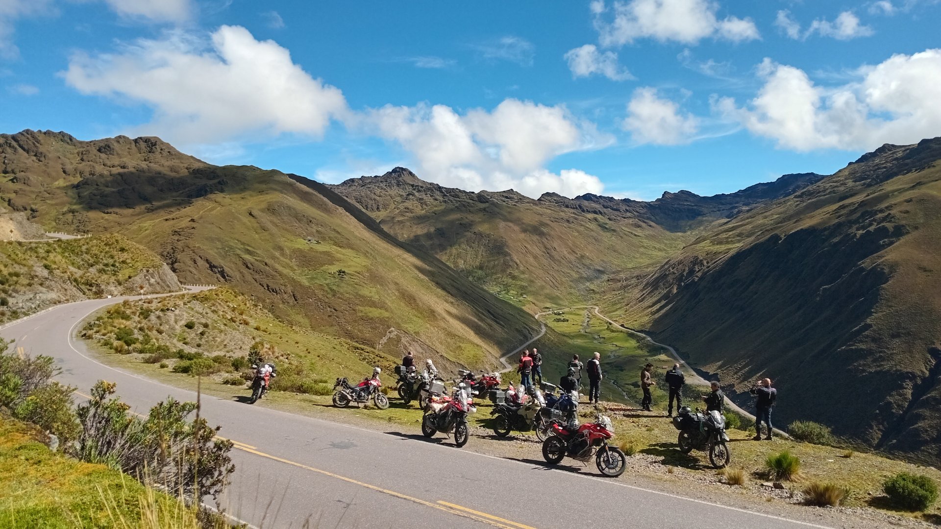 Ruta Sur Andina en moto — Lima Road